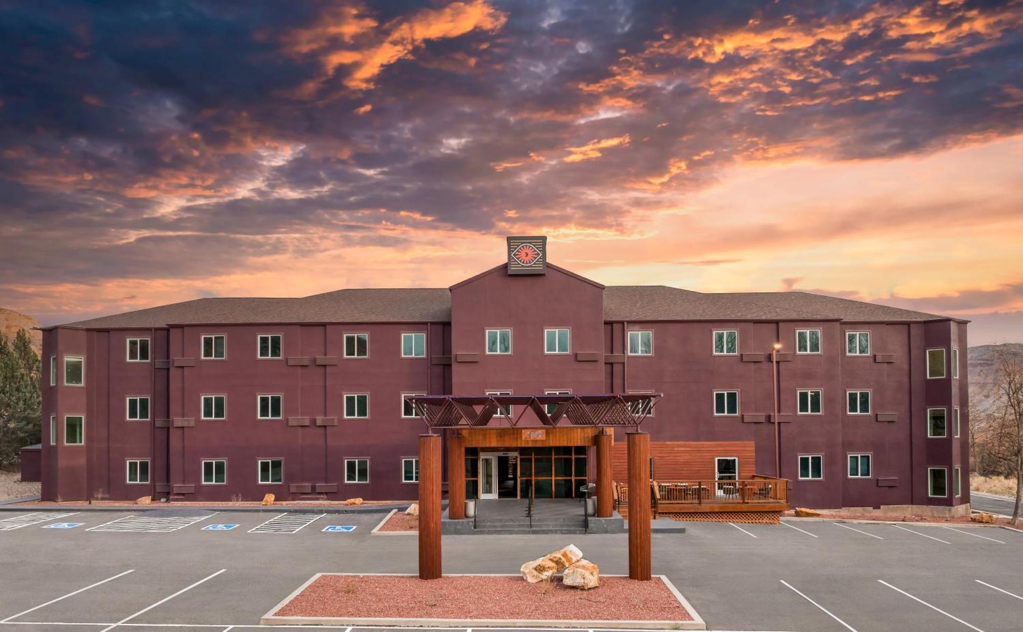 Wolfe'S Moab, Adult Only Hotel Ngoại thất bức ảnh