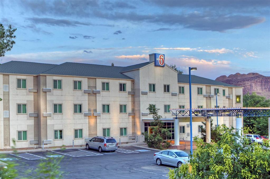 Wolfe'S Moab, Adult Only Hotel Ngoại thất bức ảnh